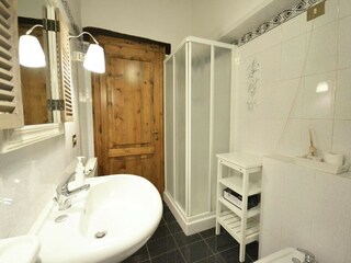 Villa Cortona Features 9