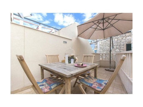Apartment Primosten Center