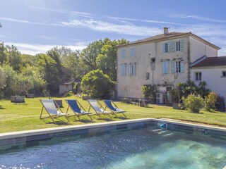 Villa Monteux Outdoor Recording 2