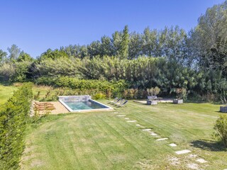 Villa Monteux Environment 36
