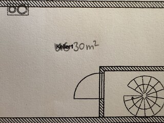 UG: Spielzimmer und Homeoffice