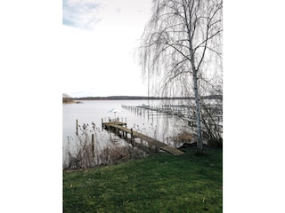 Badesteg und Liegewiese an der Havel