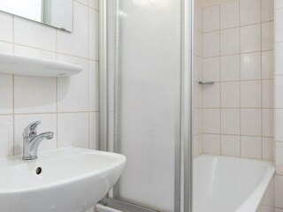 Apartment Sellin Ausstattung 10