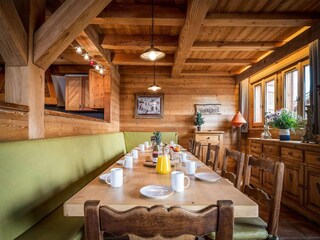 Chalet Huez Features 5