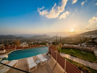 Villa Mirthios Outdoor Recording 14