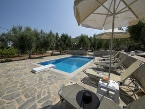 Holiday house Holiday home in Pagkalochori with pool - Asteri - image1