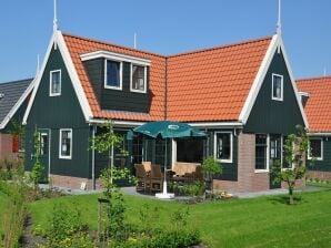 Holiday park Holiday home in Zaanse style with garden - Oost-Graftdijk - image1