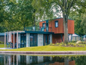 Holiday park Modern chalet with 2 bathrooms, near De Efteling - Udenhout - image1