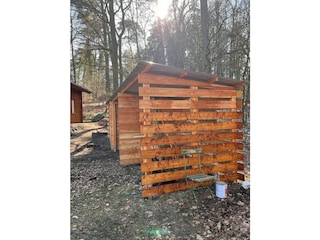 Fahrradunterstand/Brennholz