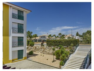 Apartment Welt Outdoor Recording 5