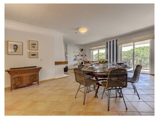 Apartment Welt Features 17