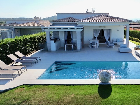 Villa Blue Sphere