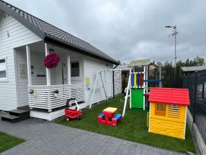 Ferienhaus Ferienhäuser, Terrasse, 2 Schlafzimmer, Dąbki - Darlowo - image1