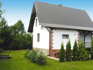 Holiday park Large holiday home with a great garden, only 250m from the lake, Kalbornia - Rybno - image1