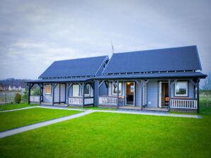 Vakantiepark Huis in Rewal bij Oostzeestrand - Rewal - image1