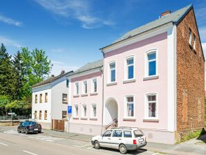 Appartement in Bad Camberg met terras - Bad Camberg - image1