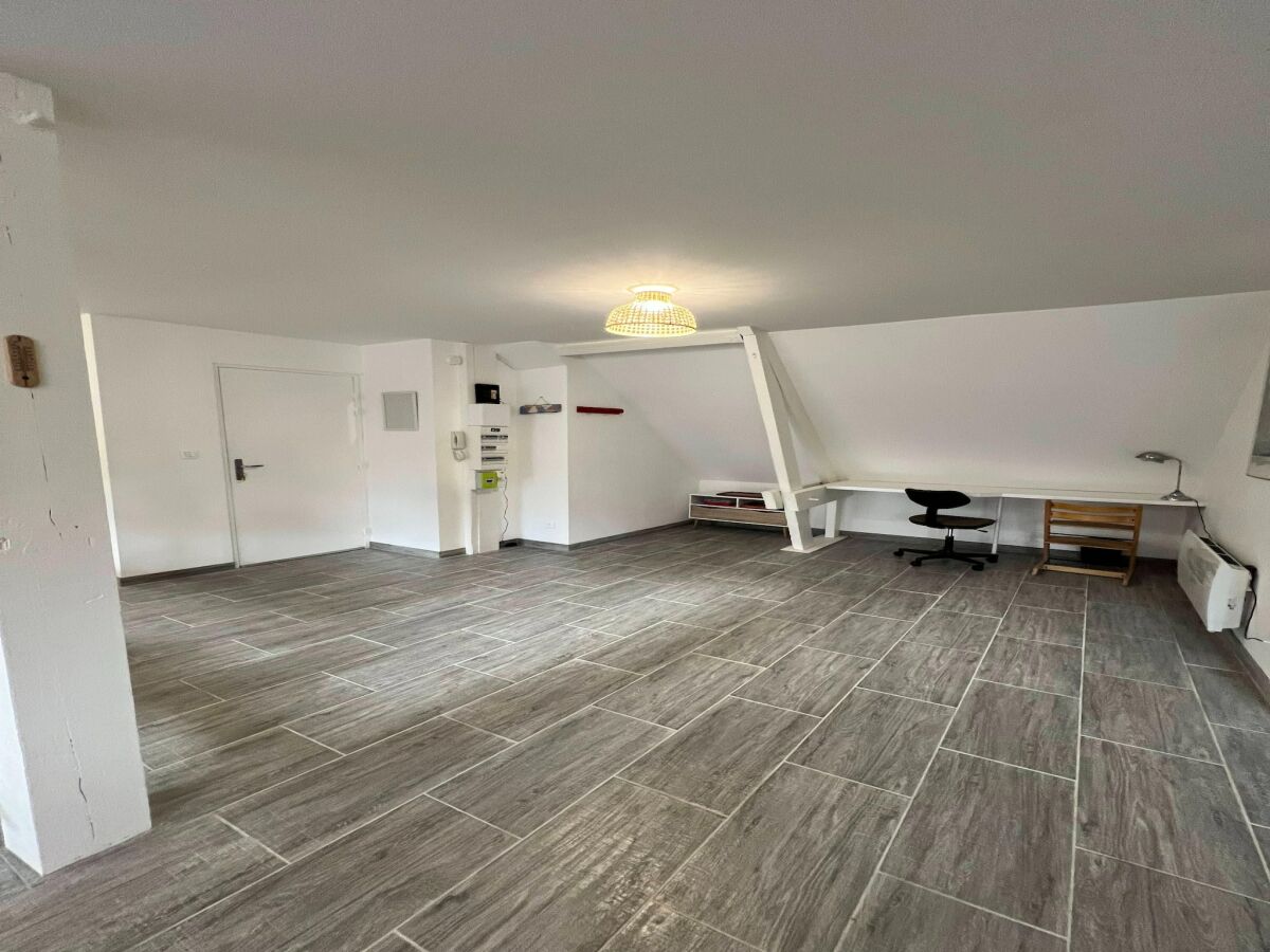 Apartment Remilly-Aillicourt Ausstattung 5