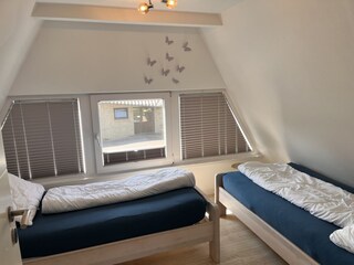 2. Schlafzimmer