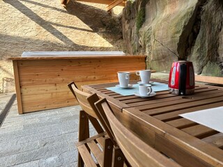 Jacuzzi whirpool mit Esstisch