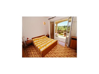 Apartment Lumbarda Features 5