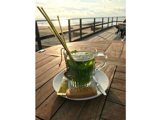 Tea Time im Strandpavillon