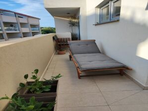 Appartement SALT Apartment - One Bedroom Apartment with Terrace and Sea View - Liznjan - image1