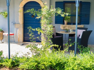 Terrasse vor dem Haus