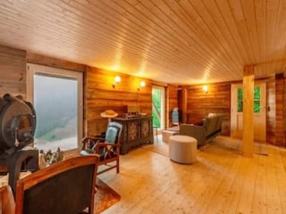 Chalet Rougemont Features 30