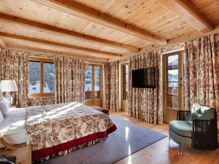 Apartment Rougemont Features 13