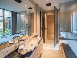 Chalet Rougemont Features 21