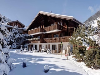 Chalet Gstaad Außenaufnahme 3