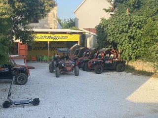 ride a buggy