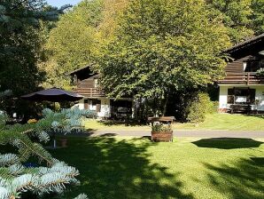 Ferienpark Gepflegt eingerichtete Ferienwohnung in Waldnähe - Schönecken - image1