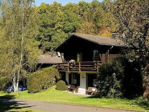 Ferienpark Gemütliches Chalet mit Kamin in einem Waldgebiet - Schönecken - image1