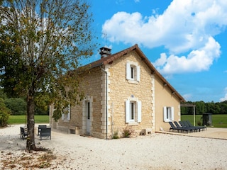 Vakantiehuis Hautefort Buitenaudio-opname 11