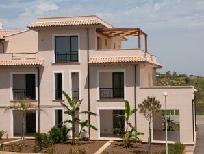 Apartment mit Garten im Resort mit Pool - Capo Rizzuto - image1