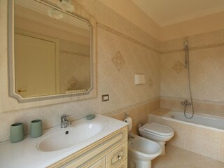 Ferienwohnung Salò Ausstattung 34