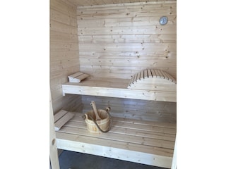Sauna mit zwei Liegen