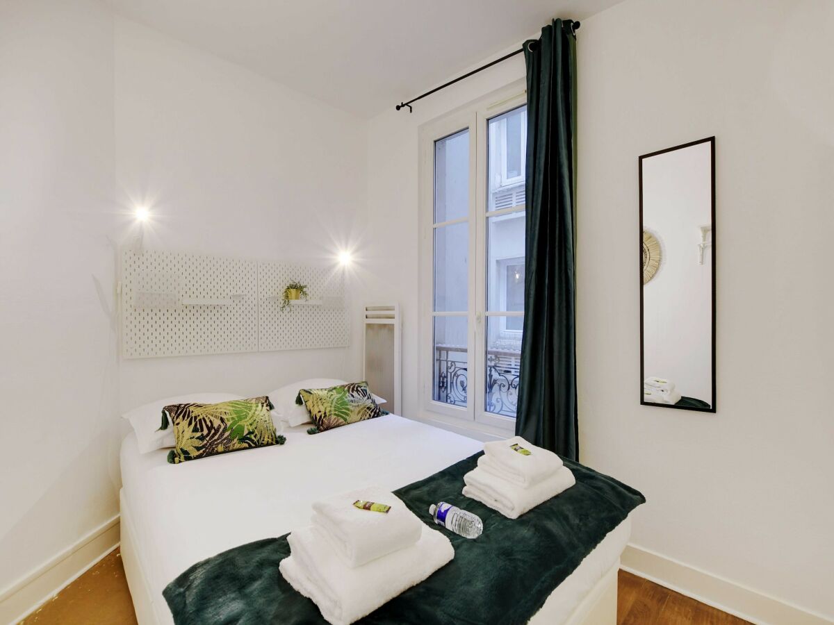 Apartment Paris  4