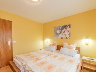 Schlafzimmer 2 Wohnung A
