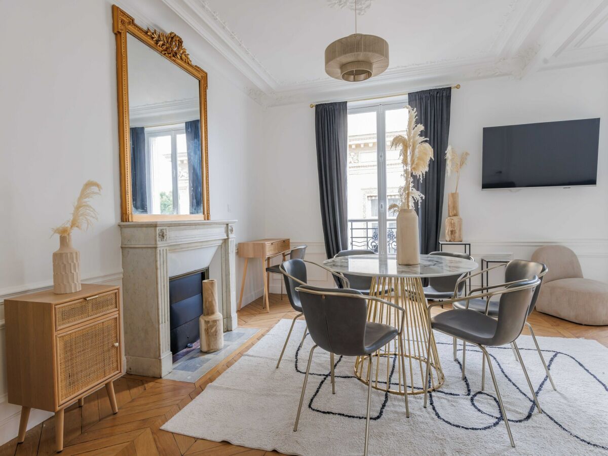 Apartment Paris  2