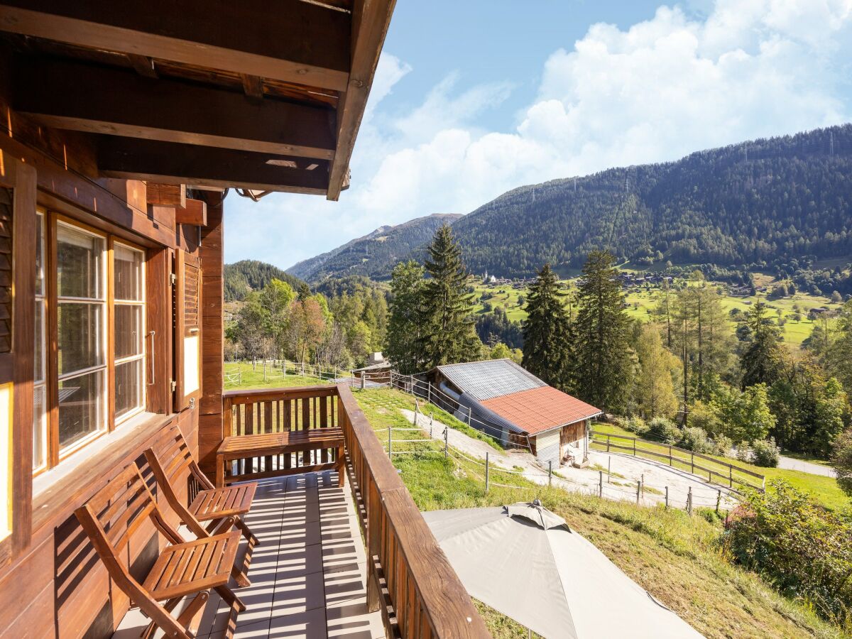 Ferienhaus Fiesch Außenaufnahme 1