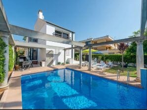 Estrel - Villa With Private Pool In Can Picafort - Can Picafort - image1