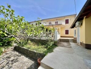 Schönes Ferienhaus mit großer privater Terrasse - Dramalj - image1