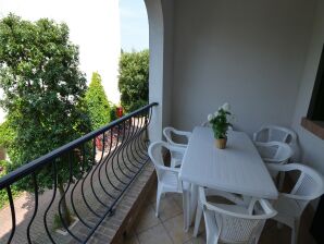 Holiday park Belvilla by OYO Nice apartment with AC, near beach - Lido di Spina - image1