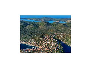 Holiday house Sali Environment 32