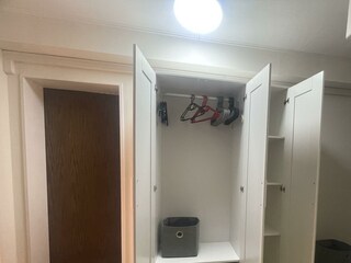 Aufbewahrung ihrer Kleidung