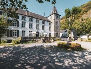 Knus appartement in een kasteel in Aywaille met een terras - Aywaille - image1