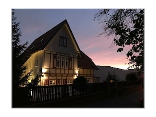 bei Sonnenaufgang