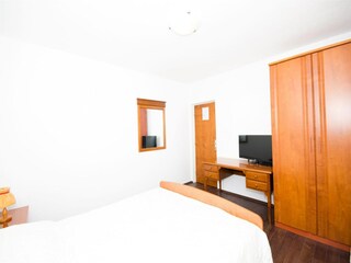 Apartment Molunat Features 8